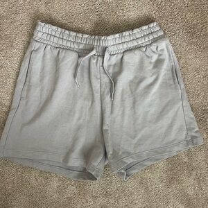 NWT gray H&M shorts